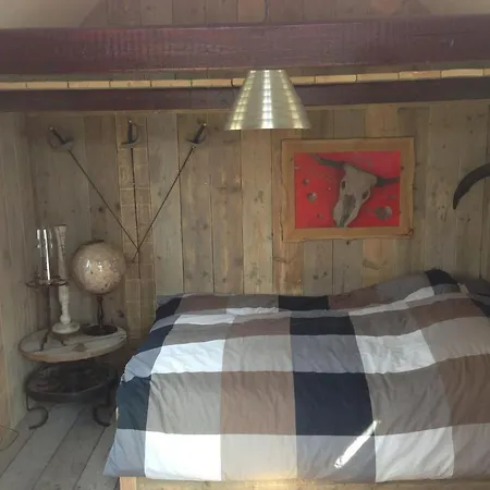 Bed & Breakfast De Ouwebeer Lekkerkerk